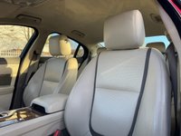 USED 2012 62 JAGUAR XF 2.2d Portfolio Saloon 4dr Diesel Auto Euro 5 (s/s) (200 ps) 