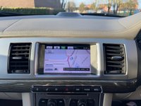USED 2012 62 JAGUAR XF 2.2d Portfolio Saloon 4dr Diesel Auto Euro 5 (s/s) (200 ps) 