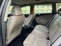 USED 2009 09 VOLKSWAGEN PASSAT 2.0 TDI Highline Estate 5dr Diesel Manual Euro 5 (110 ps) 