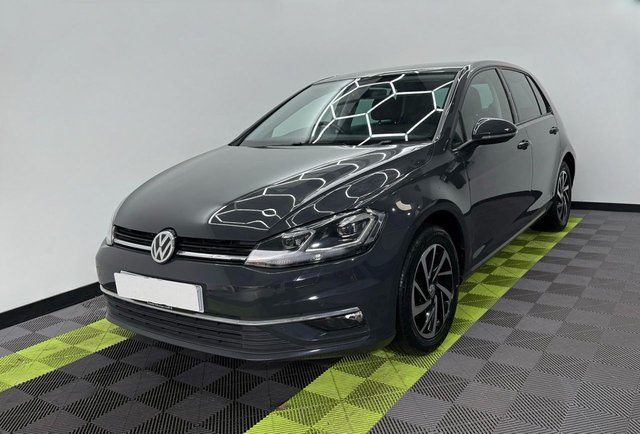 View our VOLKSWAGEN GOLF