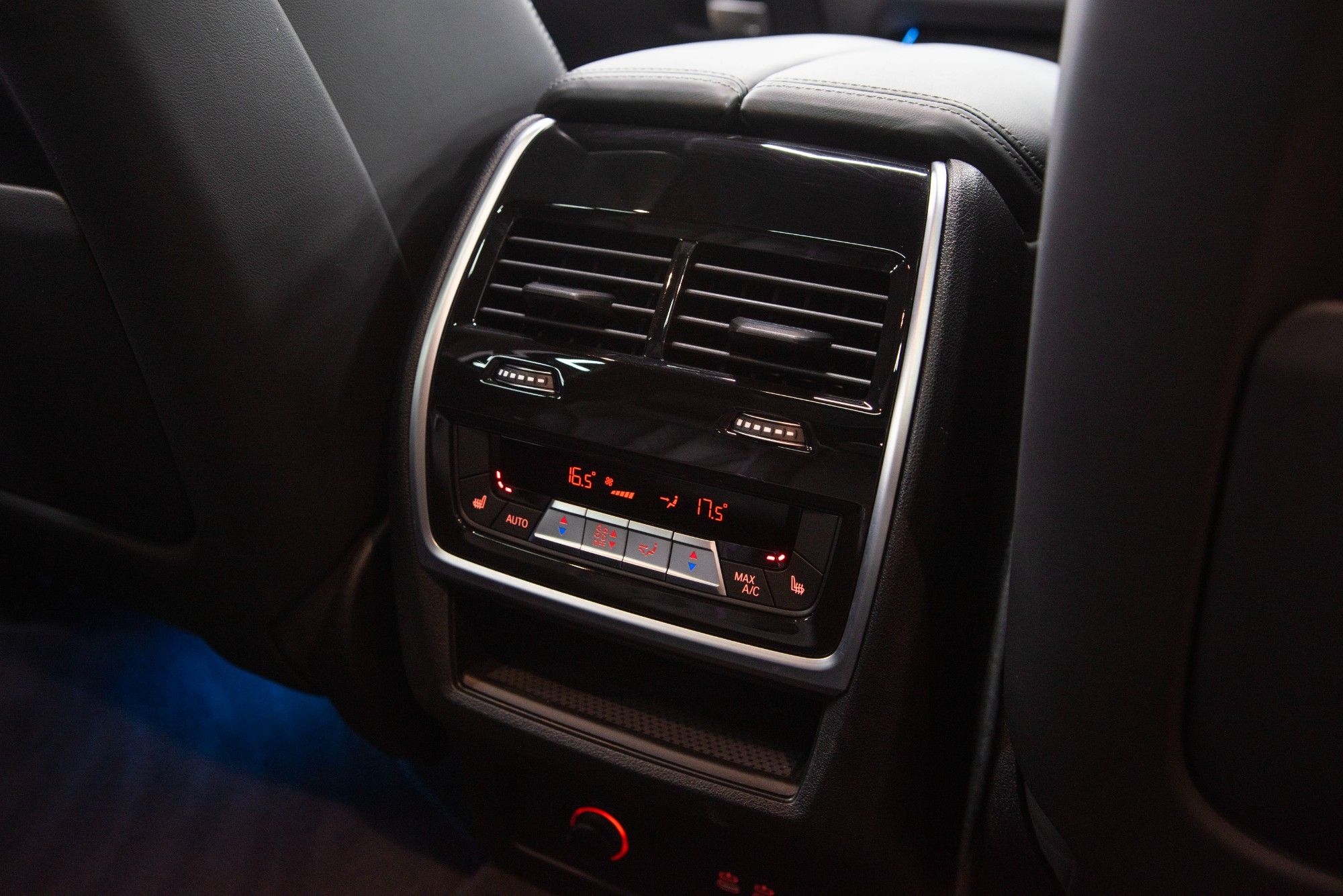 USED 2023 23 BMW X7 4.4 M60i V8 xDrive (7 seat) 