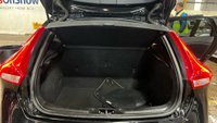 USED 2017 17 VOLVO V40 2.0 D3 R-Design Pro Hatchback 5dr Diesel Auto Euro 6 (s/s) (150 ps) 