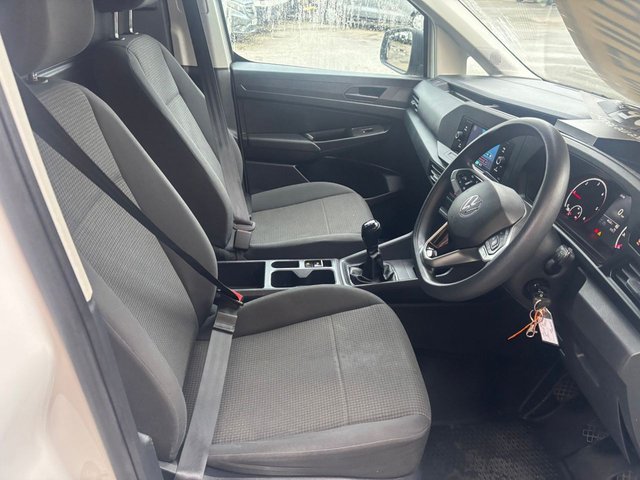 2021 VOLKSWAGEN CADDY 2.0 TDI C20 Commerce Panel Van LOW MLS SWB Euro 6 - Photo 5