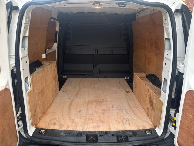 2021 VOLKSWAGEN CADDY 2.0 TDI C20 Commerce Panel Van LOW MLS SWB Euro 6 - Photo 7