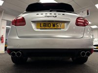USED 2010 10 PORSCHE CAYENNE 3.0h V6 S SUV 5dr Petrol Hybrid TiptronicS 4WD Euro 5 (s/s) (380 ps) UK DELIVERY FLAT FEE &pound;175 (SUBJECT TO DEAL) *OVER 100 IMAGES ON OUR WEBSITE*BESPOKE FINANCE ARRANGED*PART EXCHANGE WELCOME*ALL VEHICLES HPI CLEAR