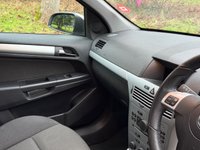 USED 2008 L VAUXHALL ASTRA 1.9 CDTi 8v SRi Hatchback 5dr Diesel Automatic (189 g/km, 118 bhp) 