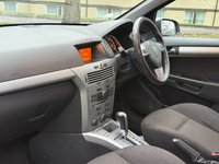 USED 2008 L VAUXHALL ASTRA 1.9 CDTi 8v SRi Hatchback 5dr Diesel Automatic (189 g/km, 118 bhp) 