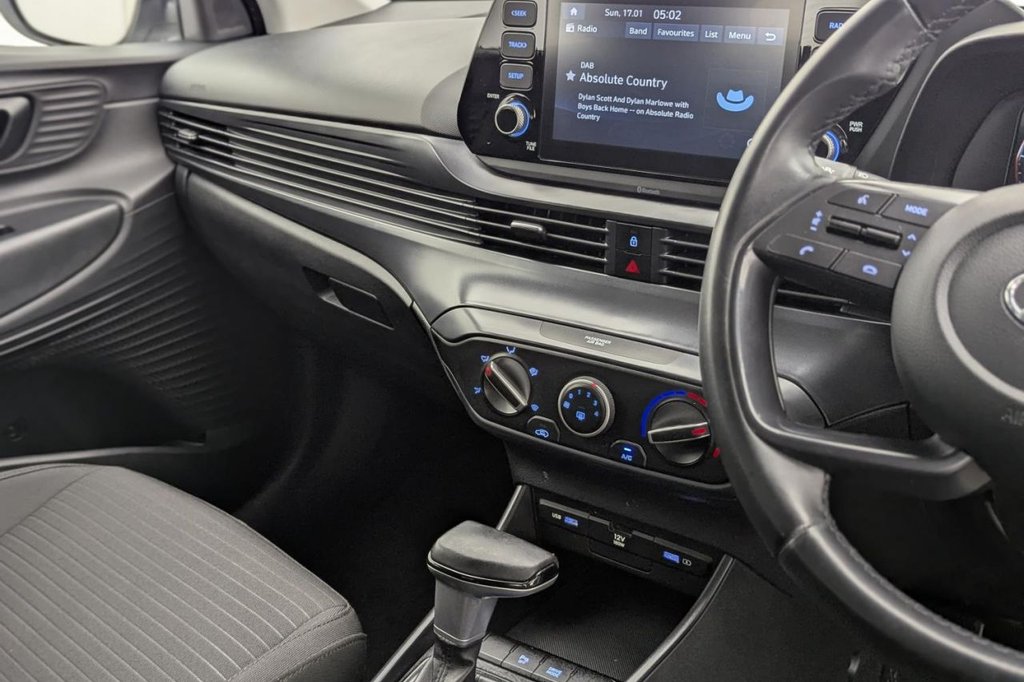 USED 2021 71 HYUNDAI I20 1.0 T-GDi MHEV SE Connect Hatchback 5dr Petrol Hybrid DCT Euro 6 (s/s) (100 ps) Apple Car Play Cruise Control