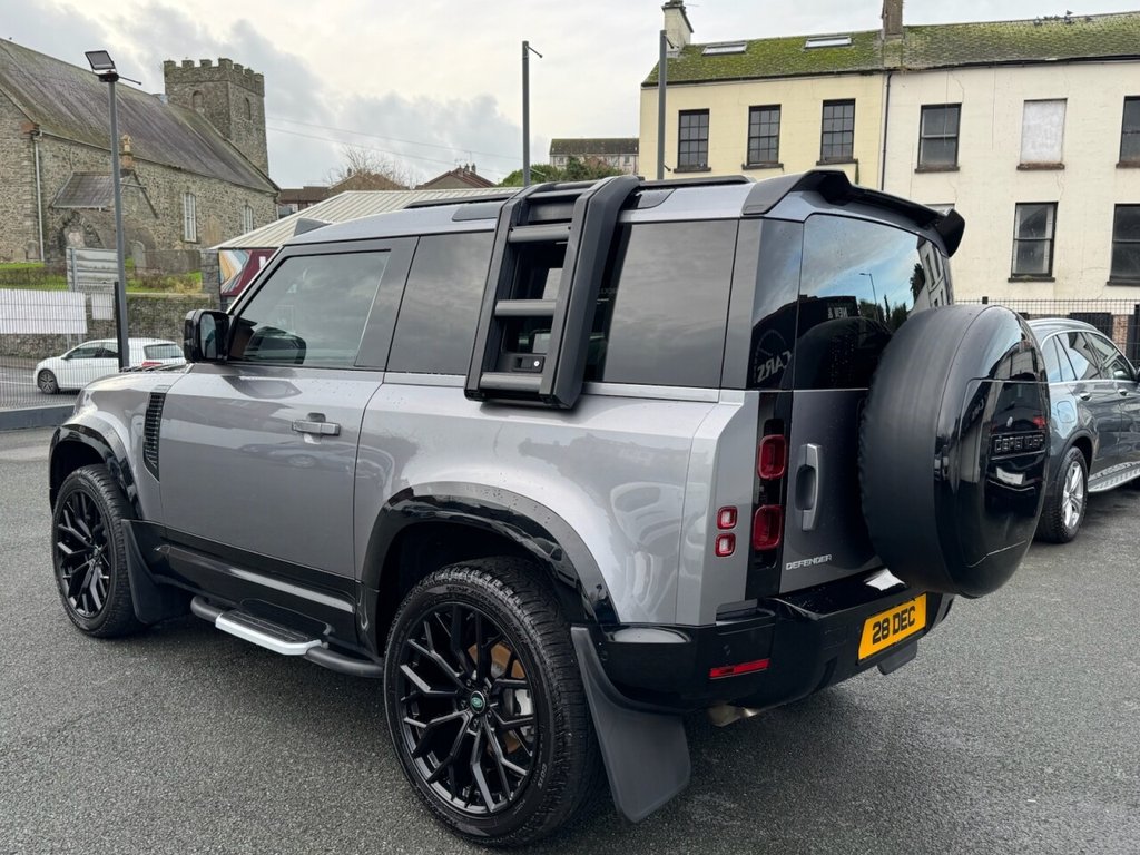 USED 2023 72 LAND ROVER DEFENDER 3.0 D250 MHEV HSE SUV 3dr Diesel Auto 4WD Euro 6 (s/s) (250 ps) FULL PANORAMIC GLASS SUNROOF