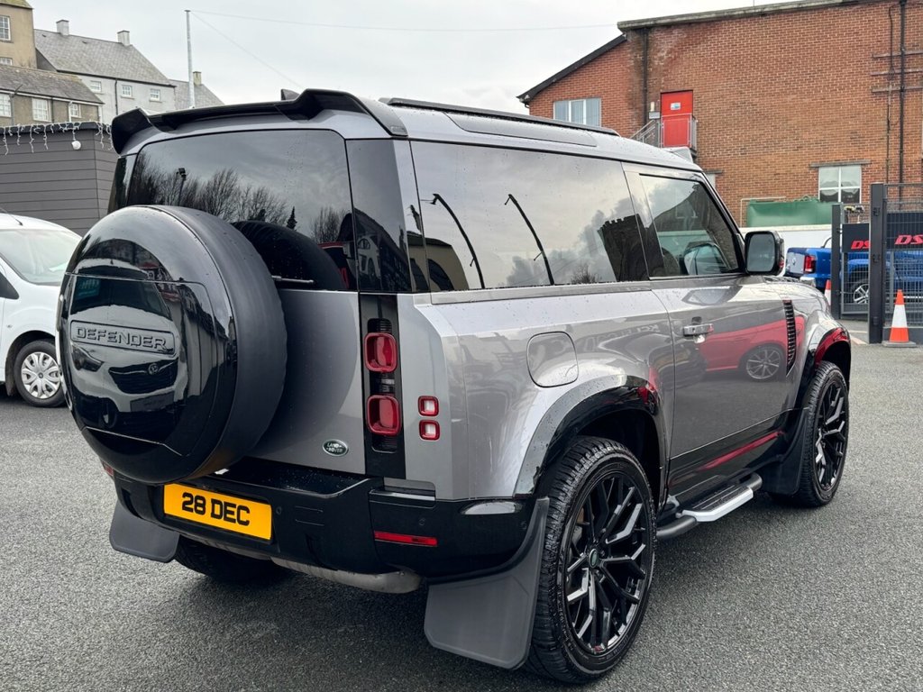 USED 2023 72 LAND ROVER DEFENDER 3.0 D250 MHEV HSE SUV 3dr Diesel Auto 4WD Euro 6 (s/s) (250 ps) FULL PANORAMIC GLASS SUNROOF