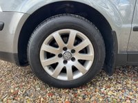 USED 2005 05 VOLKSWAGEN PASSAT 1.9 TDI PD Trendline Saloon 4dr Diesel Manual (154 g/km, 130 bhp) FULL SERVICE HISTORY & 2 KEYS