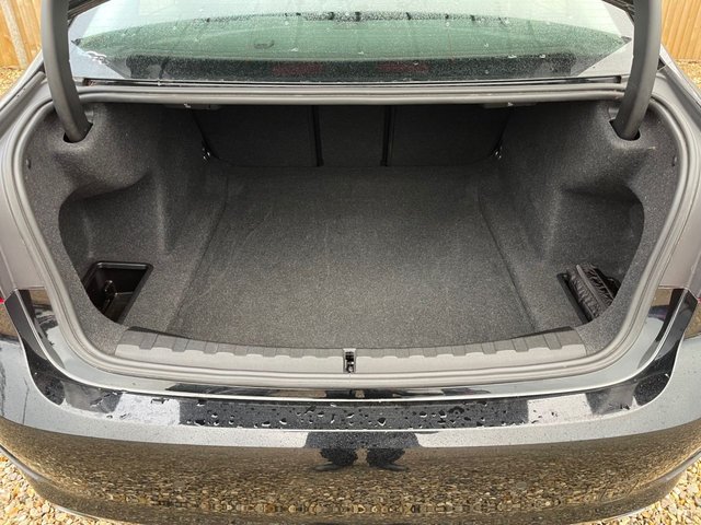 2019 BMW 3 SERIES - Photo 11