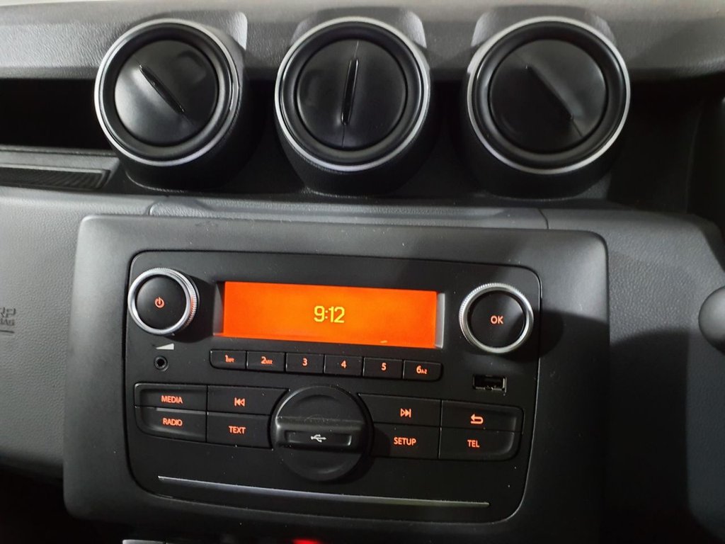 USED 2023 73 DACIA DUSTER 1.0 TCe Essential SUV 5dr Petrol Manual Euro 6 (s/s) (90 ps) Cruise, Bluetooth, DAB