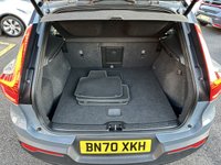 USED 2021 70 VOLVO XC40 2.0 B5 MHEV R-Design Pro SUV 5dr Petrol Hybrid Auto AWD Euro 6 (s/s) (250 ps) ** RAC BUYSURE INSPECTED **