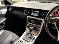 USED 2015 15 MERCEDES-BENZ SLK 1.8 SLK200 AMG Sport Convertible 2dr Petrol G-Tronic+ Euro 5 (s/s) (184 ps) 