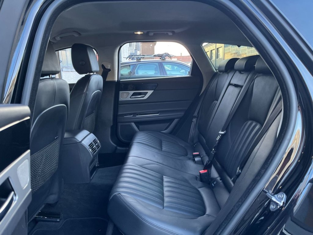 USED 2019 19 JAGUAR XF 2.0i Portfolio GPF Sportbrake 5dr Petrol Auto Euro 6 (s/s) (250 ps) 