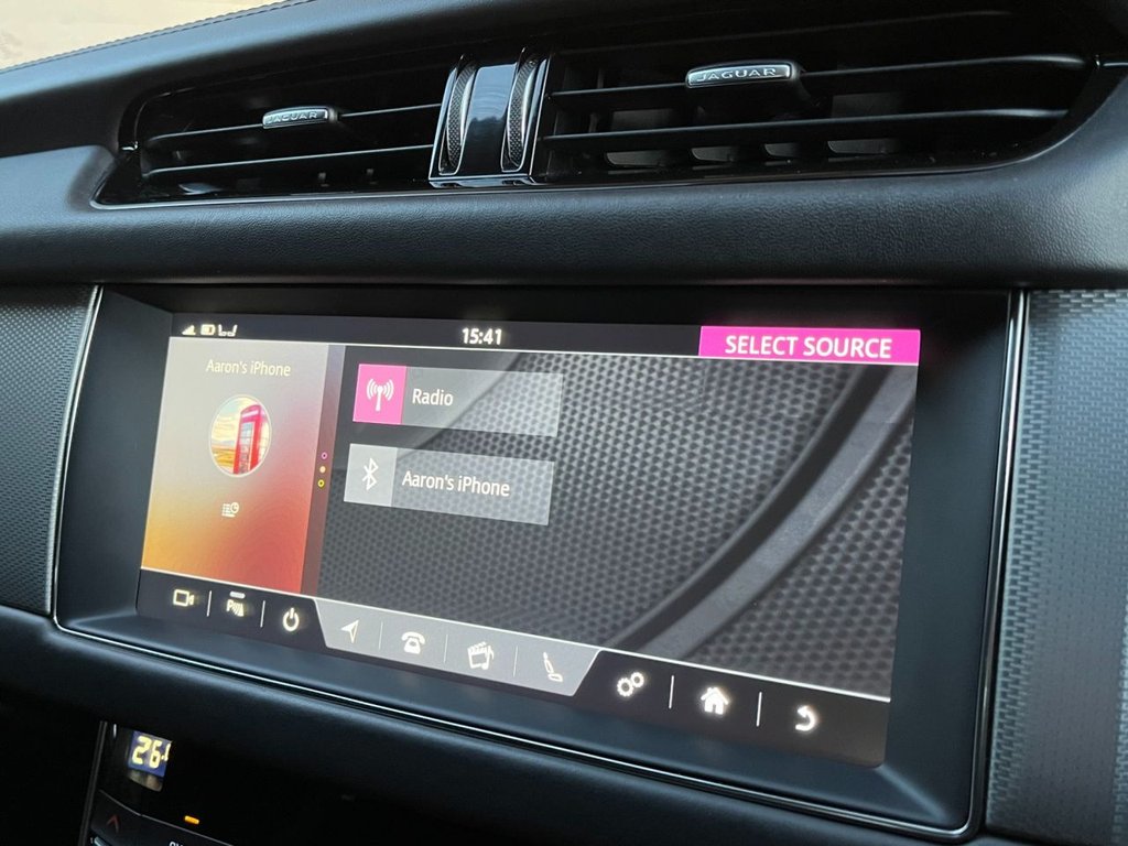USED 2019 19 JAGUAR XF 2.0i Portfolio GPF Sportbrake 5dr Petrol Auto Euro 6 (s/s) (250 ps) 