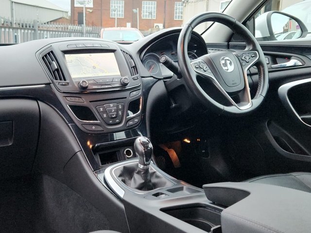 2016 VAUXHALL INSIGNIA - Photo 9