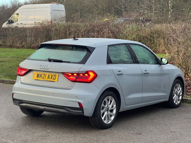 2021 AUDI A1 - Photo 5