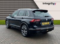 USED 2017 67 VOLKSWAGEN TIGUAN 2.0 TDI R-Line SUV 5dr Diesel DSG 4Motion Euro 6 (s/s) (150 ps) Deep Black - Pan Roof - PDC
