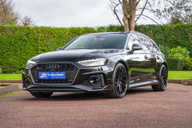 View our AUDI RS4 AVANT