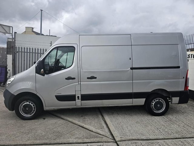 2018 Vauxhall Movano 2.3L null 5dr - Photo 2