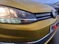 USED 2019 68 VOLKSWAGEN GOLF 1.5 TSI EVO SE Nav Hatchback 5dr Petrol Manual Euro 6 (s/s) (130 ps) A LOVELY ADDITION TO OUR FORECOURT FINISHED IN SUPER STRIKING METALLIC YELLOW PAINT+ONLY 1 FORMER KEEPER+PARK ASSIST+AIR CONDITIONING+ALLOY WHEELS+1 FULL YEARS MOT PRIOR TO COLLECTION+CALL NOW TO ARRANGE A VIEWING+DONT MISS OUT!!!!!!!!!!!!!!!!!!!!!!