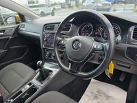 USED 2019 68 VOLKSWAGEN GOLF 1.5 TSI EVO SE Nav Hatchback 5dr Petrol Manual Euro 6 (s/s) (130 ps) A LOVELY ADDITION TO OUR FORECOURT FINISHED IN SUPER STRIKING METALLIC YELLOW PAINT+ONLY 1 FORMER KEEPER+PARK ASSIST+AIR CONDITIONING+ALLOY WHEELS+1 FULL YEARS MOT PRIOR TO COLLECTION+CALL NOW TO ARRANGE A VIEWING+DONT MISS OUT!!!!!!!!!!!!!!!!!!!!!!