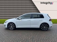 USED 2015 15 VOLKSWAGEN GOLF 2.0 TDI BlueMotion Tech GTD Hatchback 5dr Diesel DSG Euro 6 (s/s) (184 ps) Discover Nav Pro