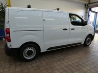 USED 2022 22 CITROEN E-DISPATCH e 1000 75kWh Enterprise Pro M Panel Van 6dr Electric Auto MWB (7.4kW Charger) (136 ps) 3 SEATS AC BLUETOOTH CRUISE CLOTH VINYL INTERIOR ROOF RACK PLYLINED BULKHEAD 2 OWNERS FROM NEW WARRANTY