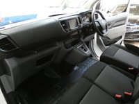USED 2022 22 CITROEN E-DISPATCH e 1000 75kWh Enterprise Pro M Panel Van 6dr Electric Auto MWB (7.4kW Charger) (136 ps) 3 SEATS AC BLUETOOTH CRUISE CLOTH VINYL INTERIOR ROOF RACK PLYLINED BULKHEAD 2 OWNERS FROM NEW WARRANTY