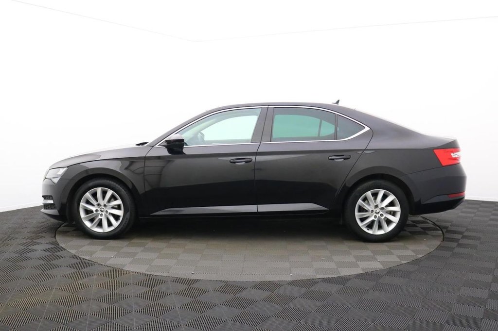 USED 2020 69 SKODA SUPERB 2.0 TDI SE Technology Hatchback 5dr Diesel DSG Euro 6 (s/s) (150 ps) Sat Nav Apple Car Play
