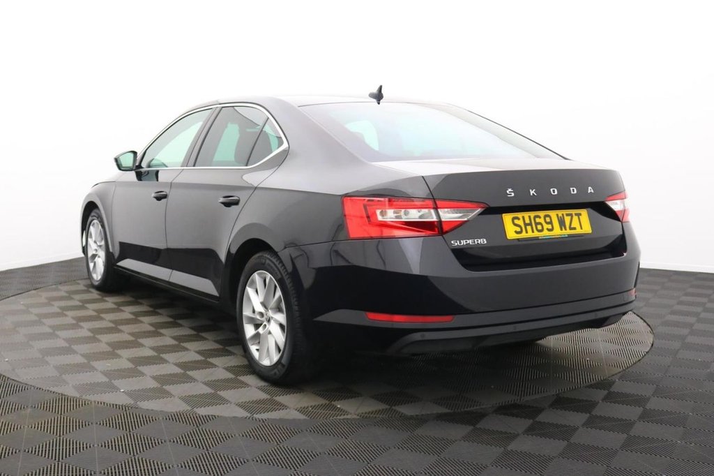 USED 2020 69 SKODA SUPERB 2.0 TDI SE Technology Hatchback 5dr Diesel DSG Euro 6 (s/s) (150 ps) Sat Nav Apple Car Play
