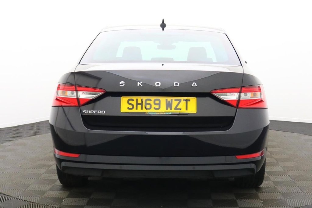 USED 2020 69 SKODA SUPERB 2.0 TDI SE Technology Hatchback 5dr Diesel DSG Euro 6 (s/s) (150 ps) Sat Nav Apple Car Play