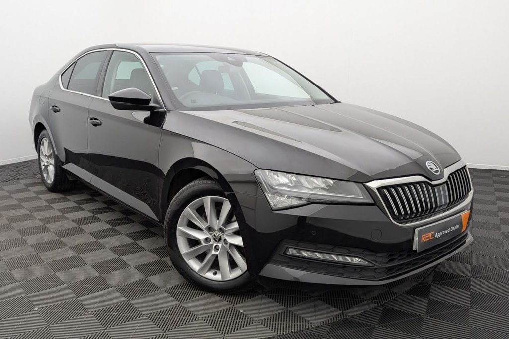 USED 2020 69 SKODA SUPERB 2.0 TDI SE Technology Hatchback 5dr Diesel DSG Euro 6 (s/s) (150 ps) Sat Nav Apple Car Play