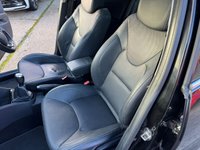 USED 2018 18 RENAULT CLIO 1.5 dCi Signature Nav Hatchback 5dr Diesel Manual Euro 6 (s/s) (90 ps) 