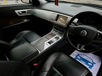 USED 2013 13 JAGUAR XF 2.2d Luxury Sportbrake 5dr Diesel Auto Euro 5 (s/s) (200 ps) 