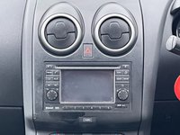 USED 2011 61 NISSAN QASHQAI 1.5 dCi Tekna SUV 5dr Diesel Manual 2WD Euro 5 (110 ps) www.suffolkcarcentre.co.uk - Located at Lowestoft