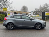 USED 2014 64 VOLVO V40 CROSS COUNTRY 2.0 D4 Lux Nav Hatchback 5dr Diesel Manual Euro 6 (s/s) (190 ps) 