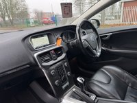 USED 2014 64 VOLVO V40 CROSS COUNTRY 2.0 D4 Lux Nav Hatchback 5dr Diesel Manual Euro 6 (s/s) (190 ps) 