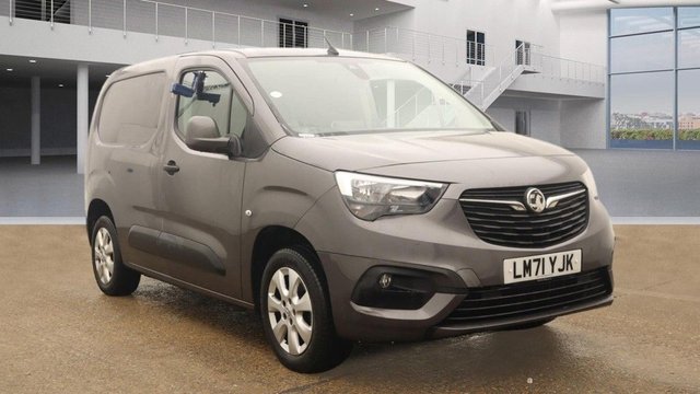 2021 71 Vauxhall Combo 1.5 DIESEL 2000 GRIFFIN 100PS *NO VAT*