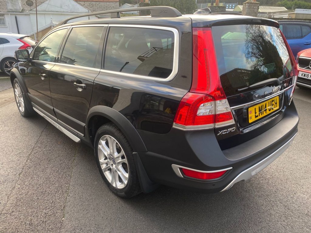 USED 2014 14 VOLVO XC70 2.4 D5 SE Lux Estate 5dr Diesel Geartronic AWD Euro 5 (215 ps) WINTER AND FAMILY PACK