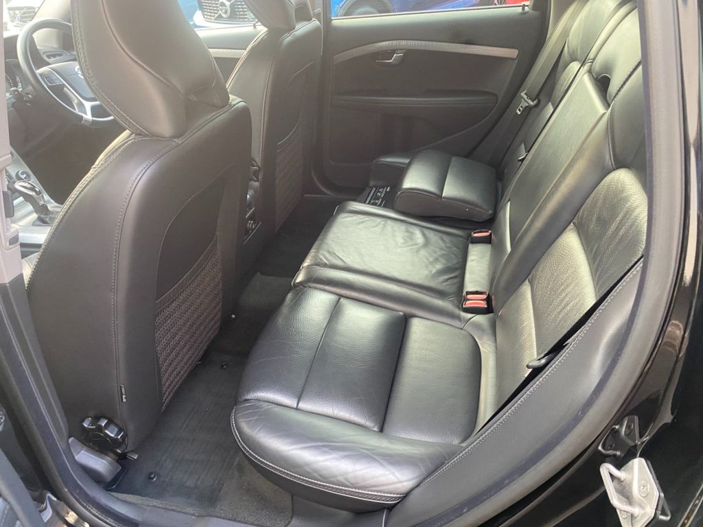 USED 2014 14 VOLVO XC70 2.4 D5 SE Lux Estate 5dr Diesel Geartronic AWD Euro 5 (215 ps) WINTER AND FAMILY PACK