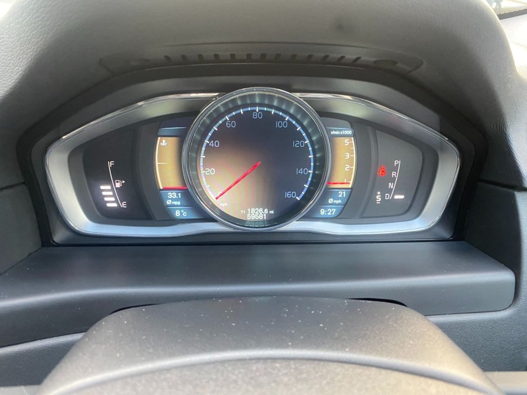 USED 2014 14 VOLVO XC70 2.4 D5 SE Lux Estate 5dr Diesel Geartronic AWD Euro 5 (215 ps) WINTER AND FAMILY PACK