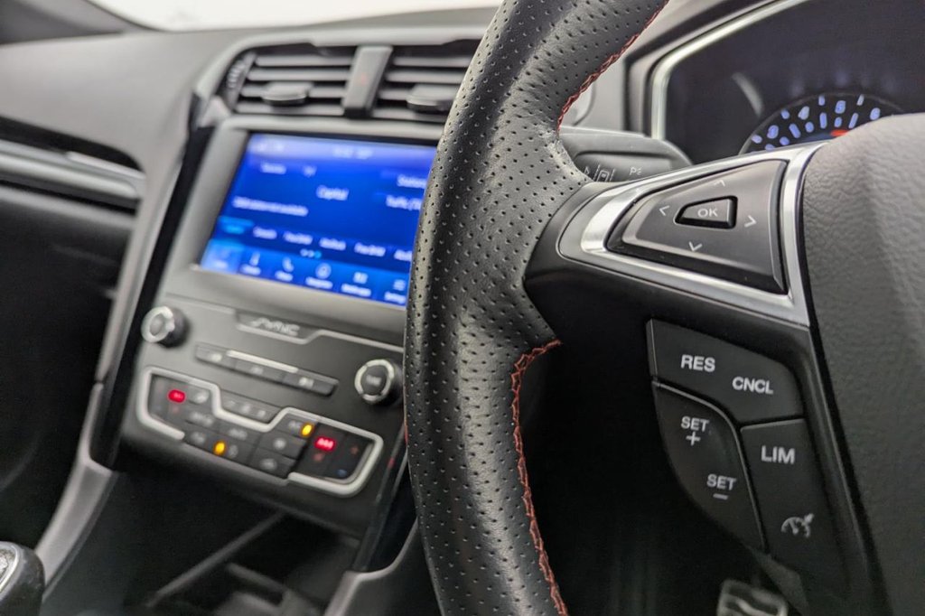 USED 2021 70 FORD MONDEO 2.0 EcoBlue ST-Line Edition Hatchback 5dr Diesel Manual Euro 6 (s/s) (150 ps) Sat Nav Apple Car Play