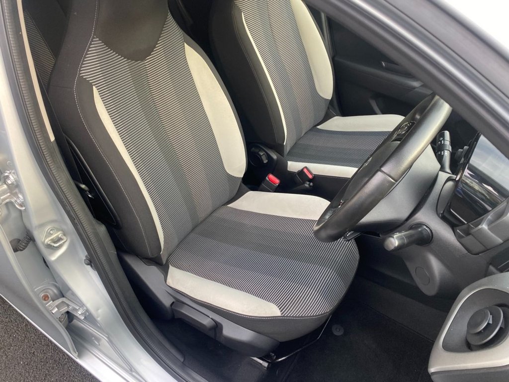 USED 2015 65 PEUGEOT 108 1.2 PureTech Allure Top! 5dr Petrol Manual Euro 6 (82 ps) 44000 MILES SUNROOF