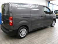 USED 2021 71 TOYOTA PROACE 75kWh Icon Medium Panel Van 6dr Electric Auto MWB (7kW OBC) (136 bhp) 3 SEATS AIR CON BLUETOOTH PARKING SENSORS 1 OWNER TOYOTA WARRANTY TILL SEPT 2031