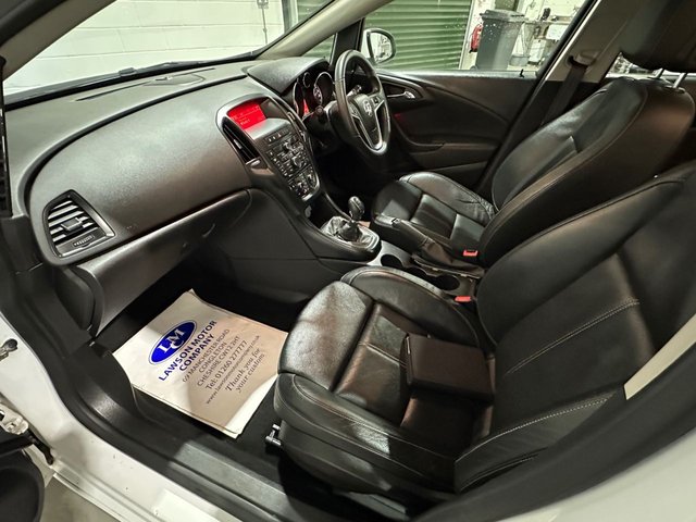 View our VAUXHALL ASTRA