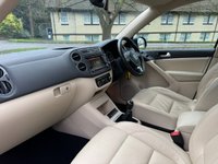 USED 2012 62 VOLKSWAGEN TIGUAN 2.0 TDI BlueMotion Tech SE SUV 5dr Diesel Manual 4WD Euro 5 (s/s) (140 ps) 
