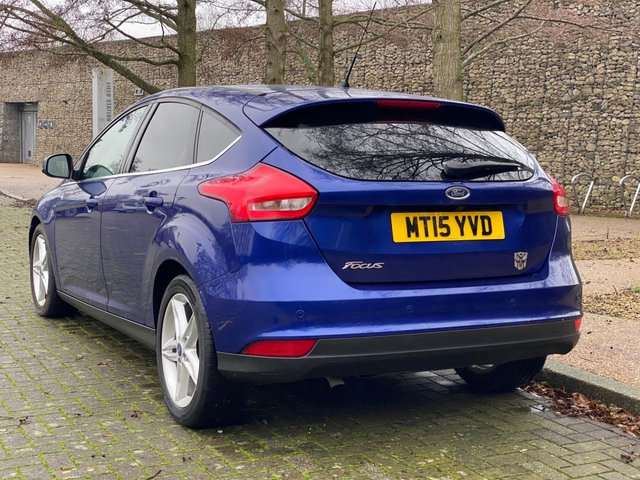 2015 FORD FOCUS 1.0T EcoBoost Zetec Hatchback 5dr Petrol Manual Euro 6 (s/s) (125 ps) - Photo 7